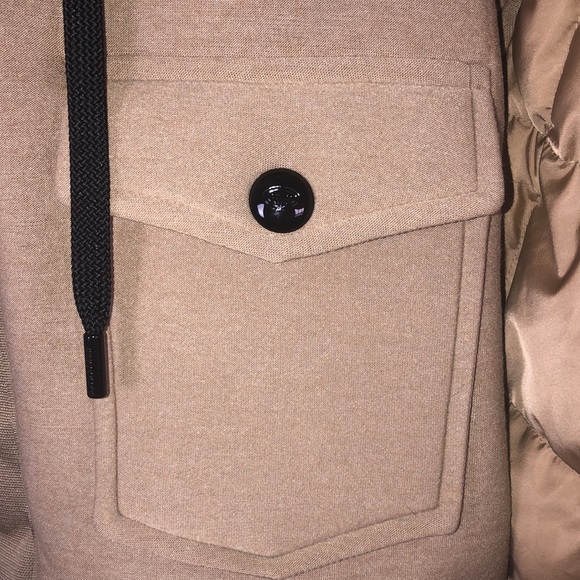 NWOT 
GOLDBERGH Cover Faux Fur Jacket in Desert
Goldbergh
Color:Desert
Size 12 - Picture 15 of 16